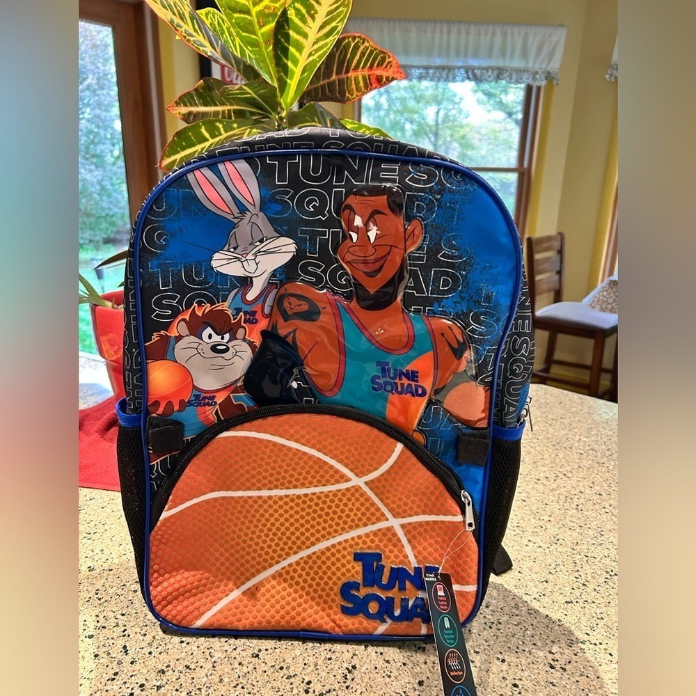 ☀️NWT- Lebron James Space Jam Backpack with Logo Lining